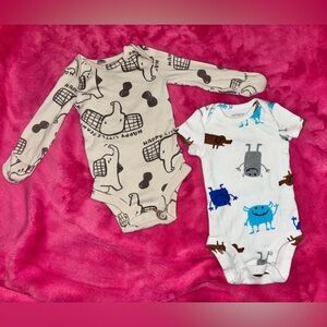 Items : Baby Boy Onesies, Brand : Carter’s, Amount of Items : 2